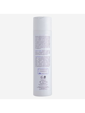 SHAMPOO PROTETTIVO LAVAGGI FREQUENTI A BASE DI ESTRATTO DI CAMOMILLA E ESTRATTO DI AVENA 250ml